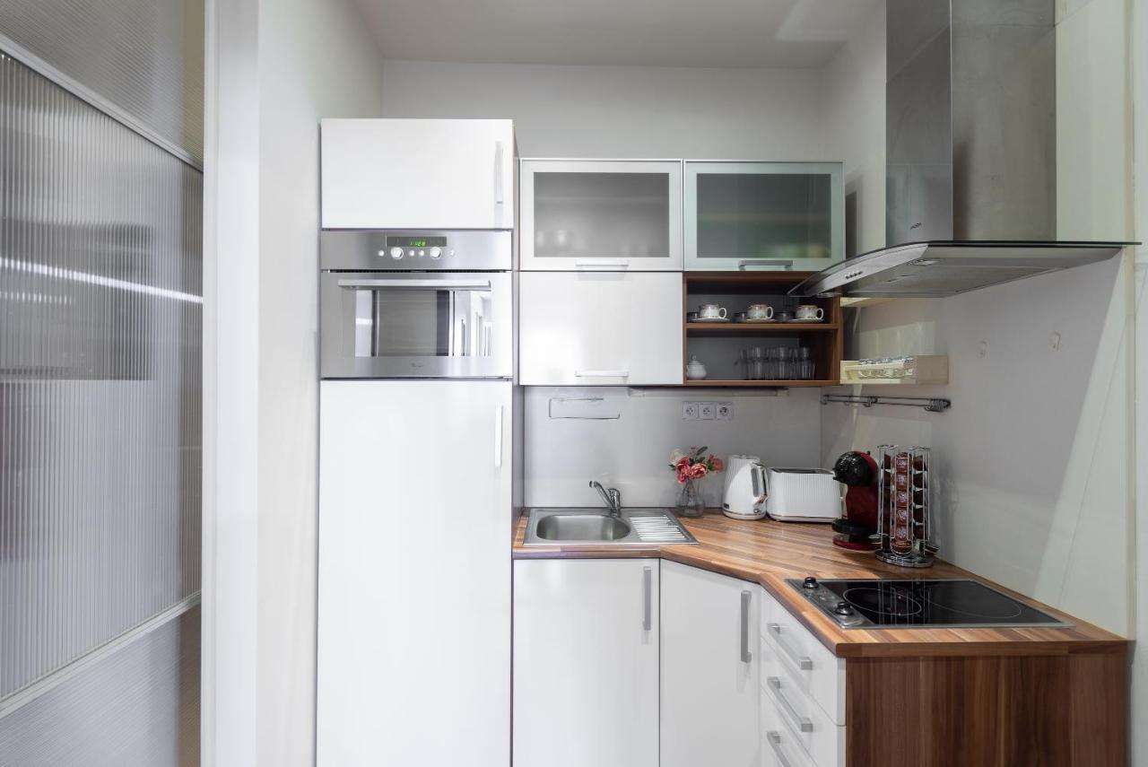 פראג 10 Min City Centre 5 People Apartment, Free Coffee מראה חיצוני תמונה